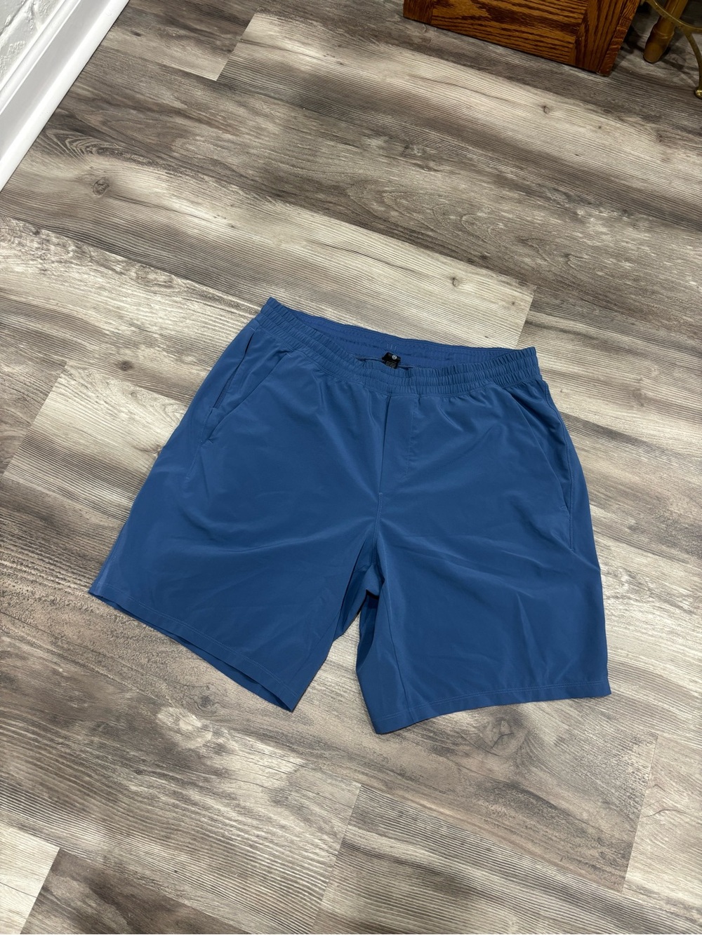 Men's Lululemon Pace Breaker shorts